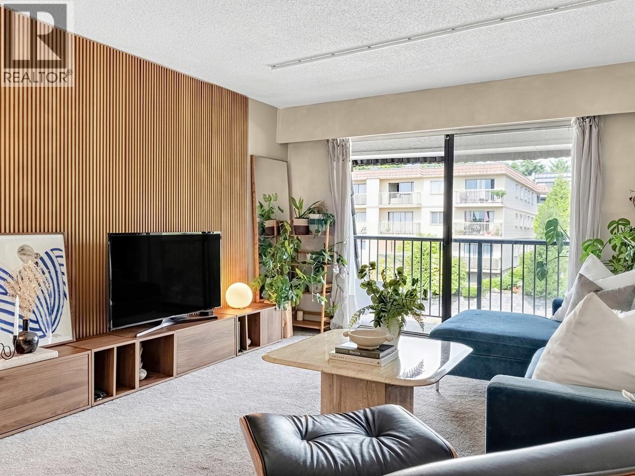 309 275 W 2ND STREET, North Vancouver, British Columbia