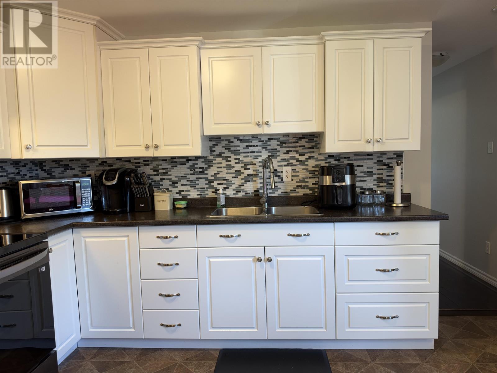 89 Evergreen Drive, Summerside, Prince Edward Island  C1N 4H8 - Photo 6 - 202624662