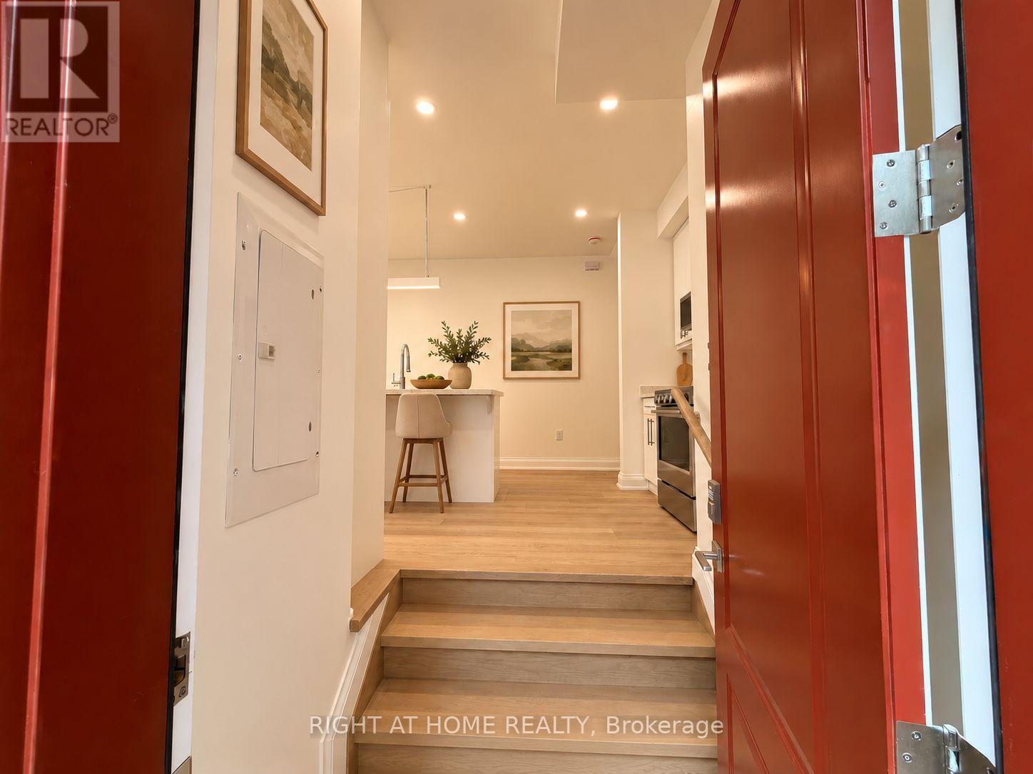 4 - 57 Hepbourne Street, Toronto (Dufferin Grove), Ontario  M6H 1K4 - Photo 2 - C13841936