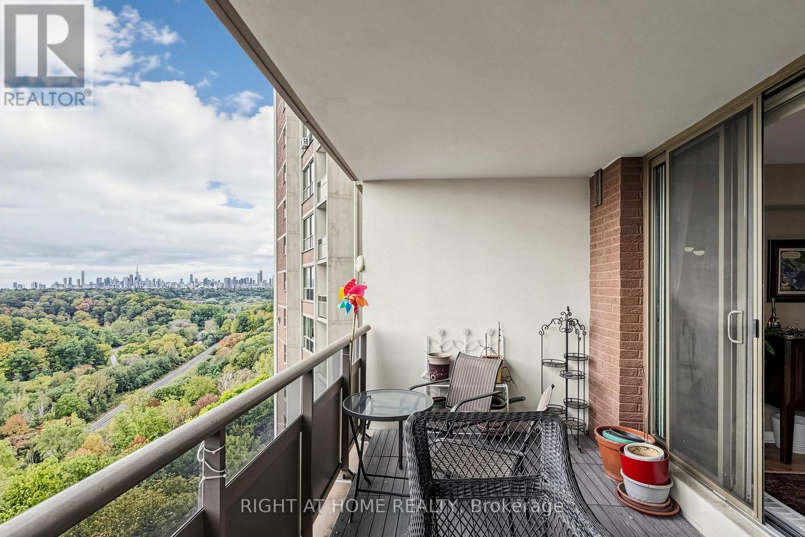 1116 - 15 Vicora Linkway, Toronto, Ontario  M3C 1A8 - Photo 38 - C13841976