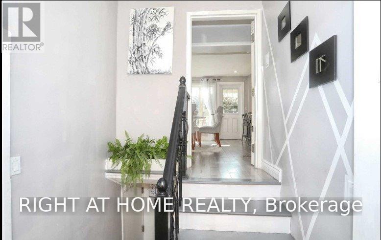 (Main) - 9 Aveline Crescent, Toronto (Woburn), Ontario  M1H 2P4 - Photo 2 - E13841912