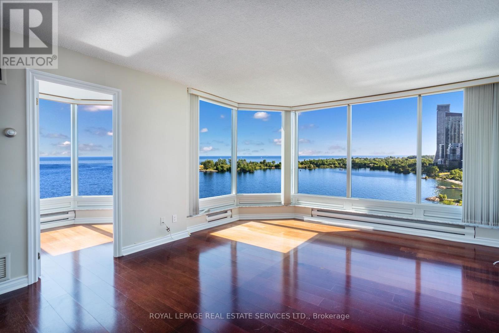 1503 - 1 Palace Pier Court, Toronto, Ontario M8V 3W9 - Photo 6 - W13841946