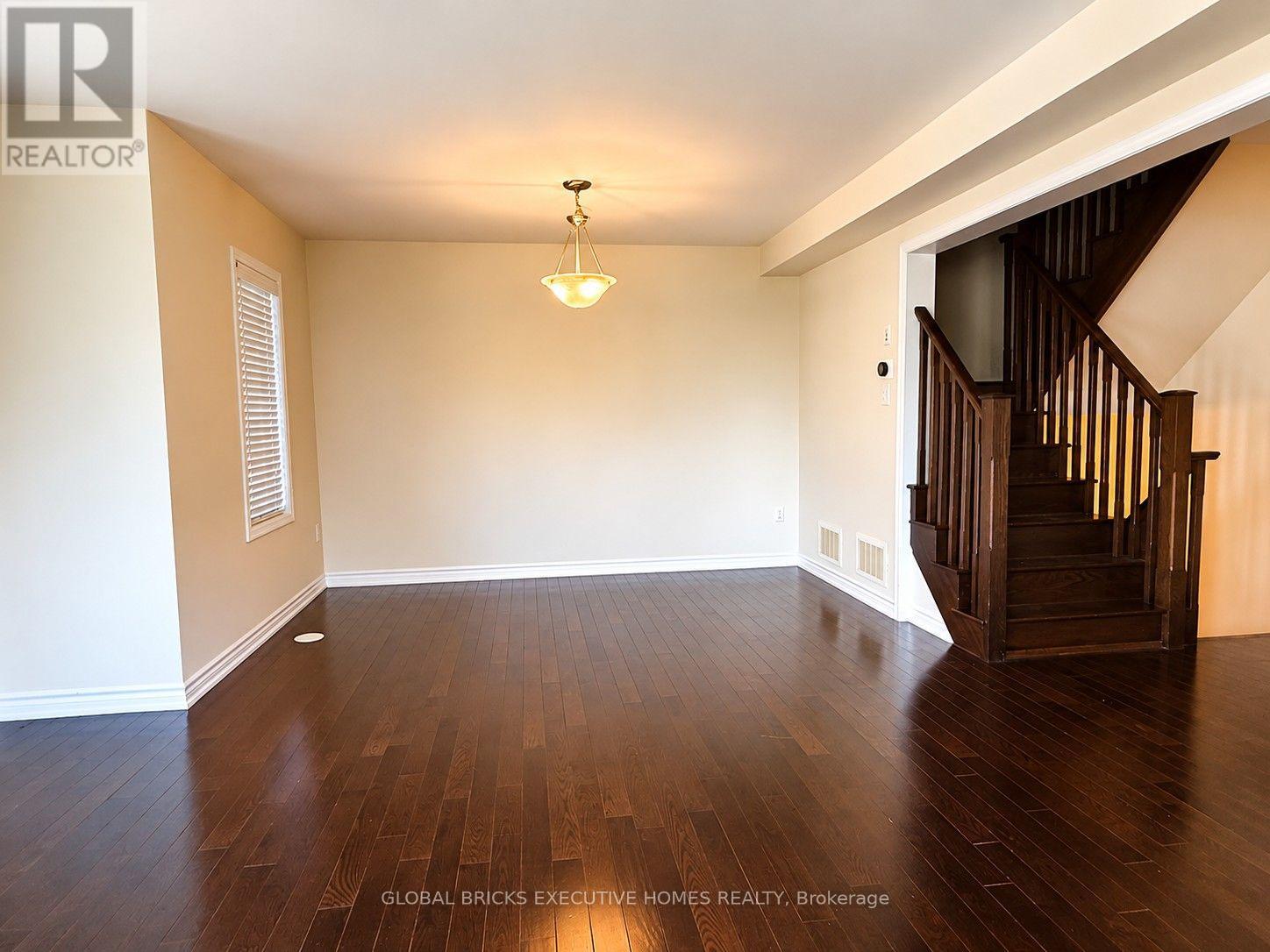 296 Ellen Davidson Drive, Oakville, Ontario  L6M 0V5 - Photo 10 - W13841700