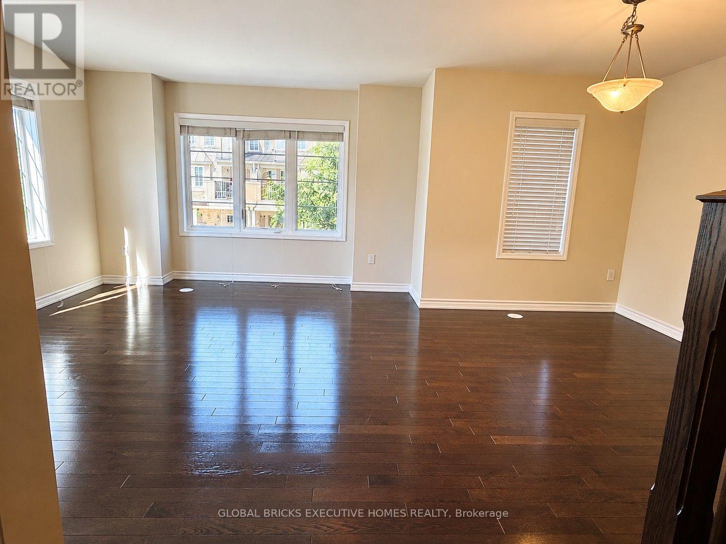 296 Ellen Davidson Drive, Oakville, Ontario  L6M 0V5 - Photo 11 - W13841700