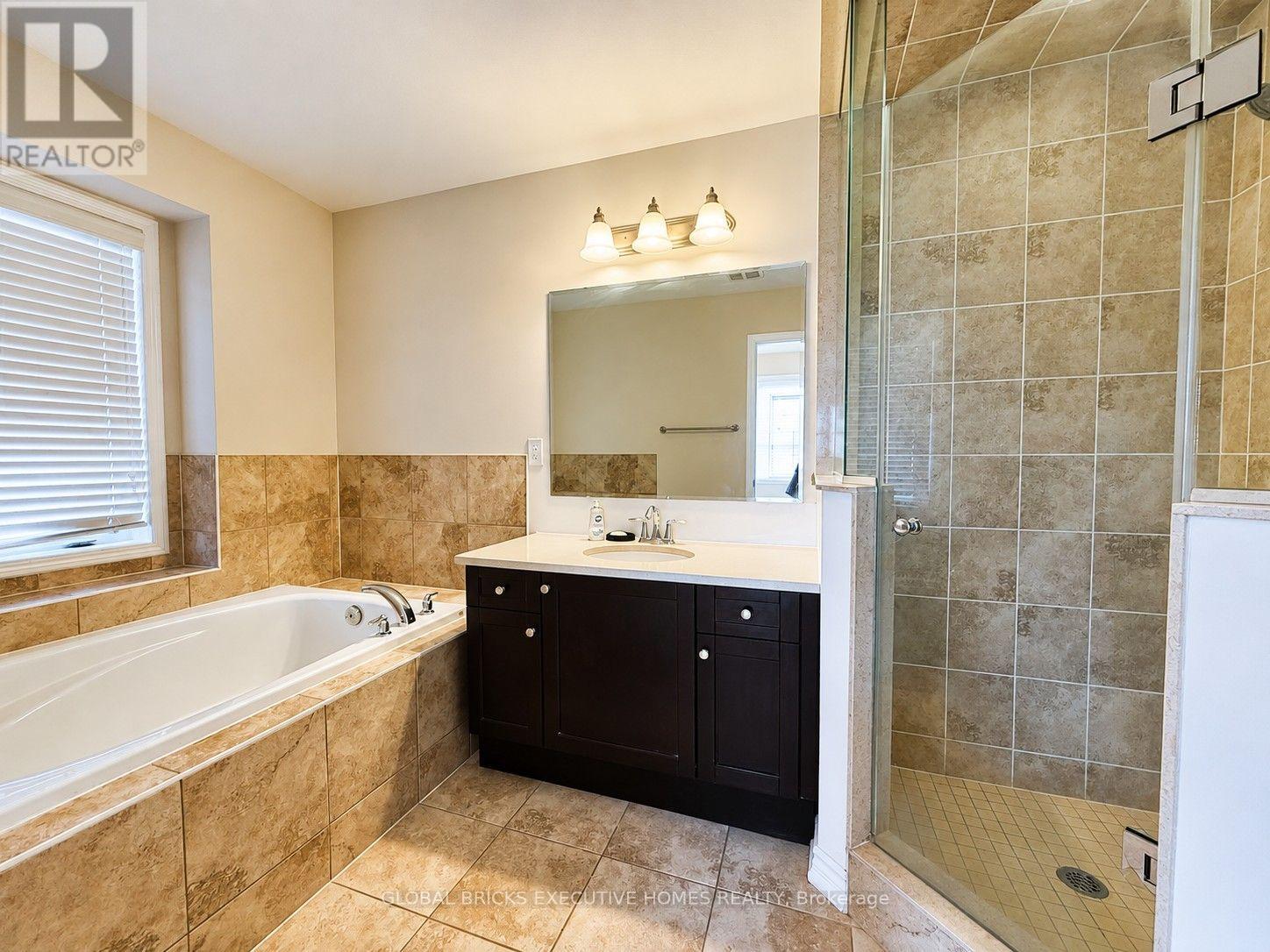296 Ellen Davidson Drive, Oakville, Ontario  L6M 0V5 - Photo 17 - W13841700