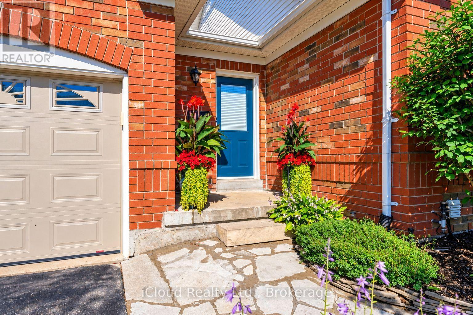 24 Mccullogh Drive, Erin, Ontario N0B 1T0 - Photo 2 - X13744734