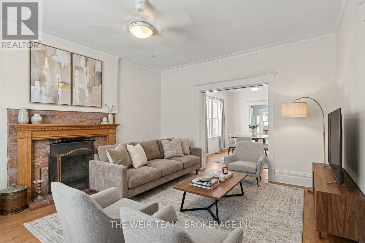 219 Withrow Avenue, Toronto, Ontario  M4K 1E2 - Photo 18 - E13841448