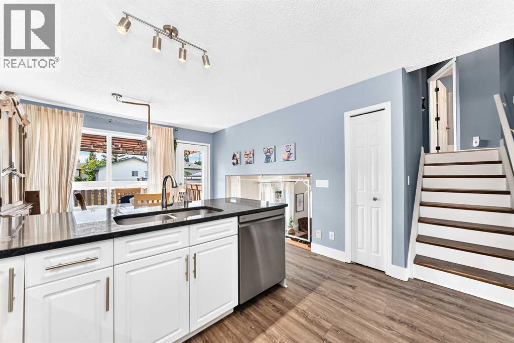 148 Creek Gardens Close NW, Airdrie, Alberta  T4B 2R5 - Photo 10 - A2346840