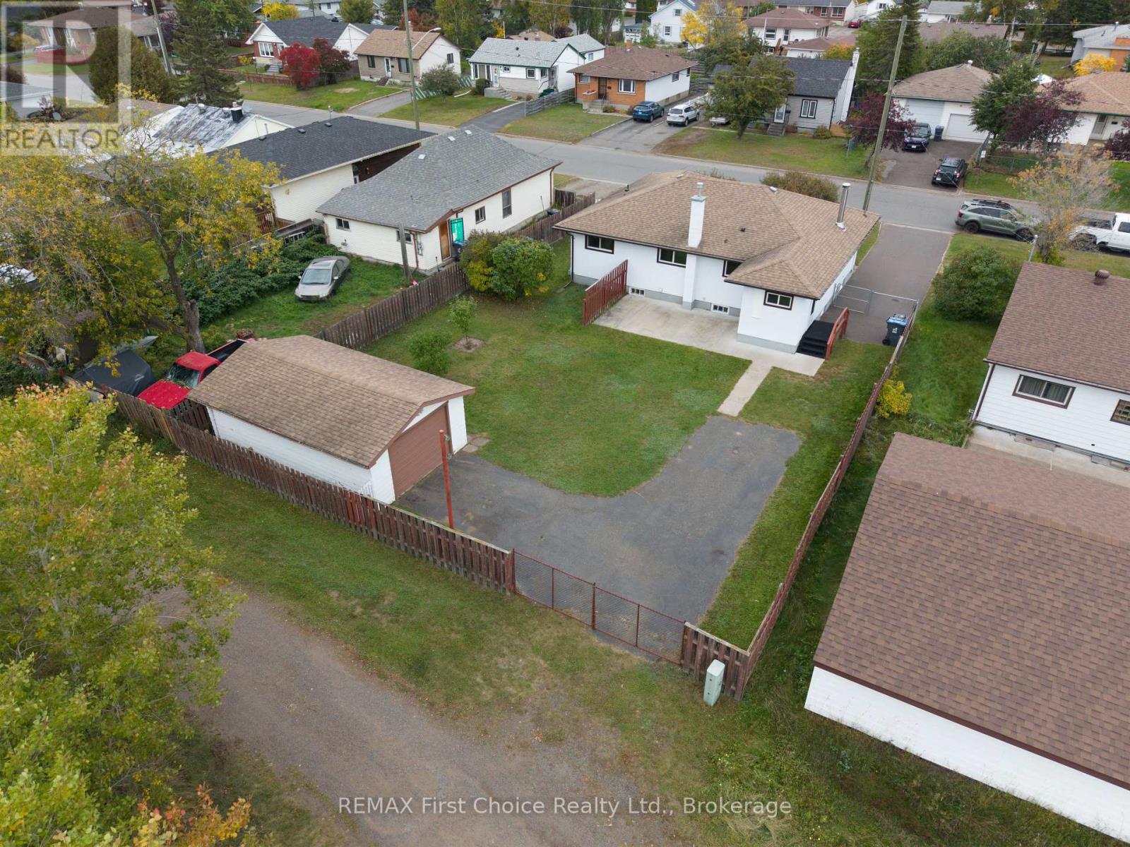 69 Matthews St. Street, Thunder Bay, Ontario  P7A 3K8 - Photo 12 - X13841182