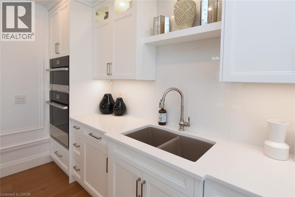 2000 Creekside Drive Unit# Ph 901, Dundas, Ontario  L9H 7S7 - Photo 12 - 40867280
