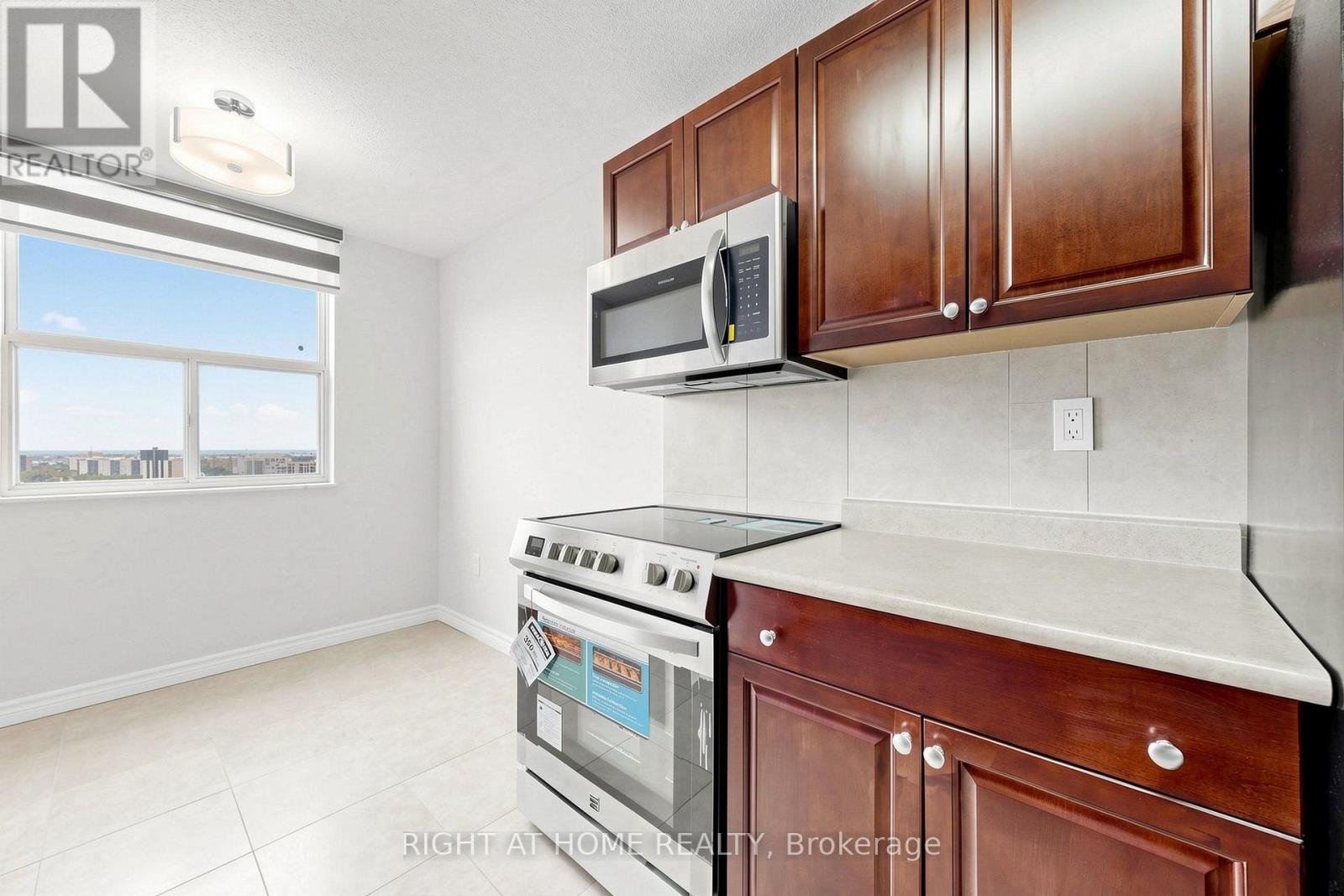 2212 - 205 Hilda Avenue, Toronto, Ontario  M2M 4B1 - Photo 11 - C13782762