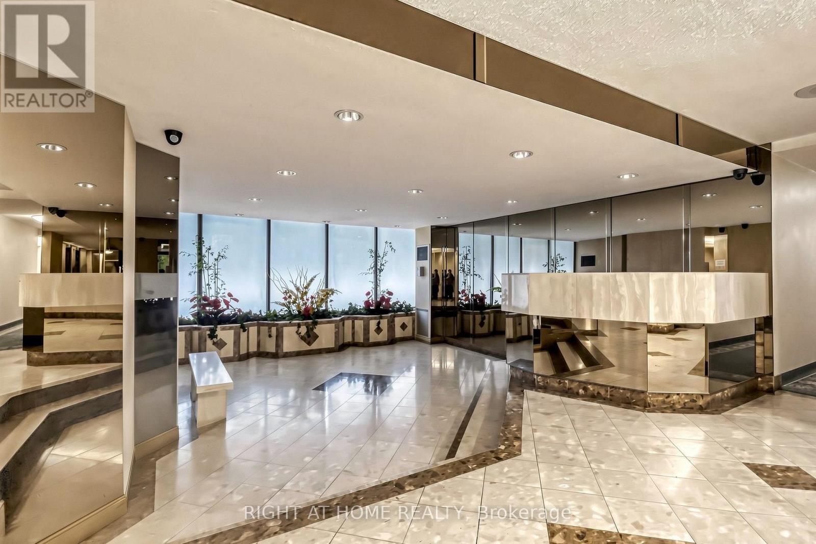2212 - 205 Hilda Avenue, Toronto, Ontario  M2M 4B1 - Photo 4 - C13782762