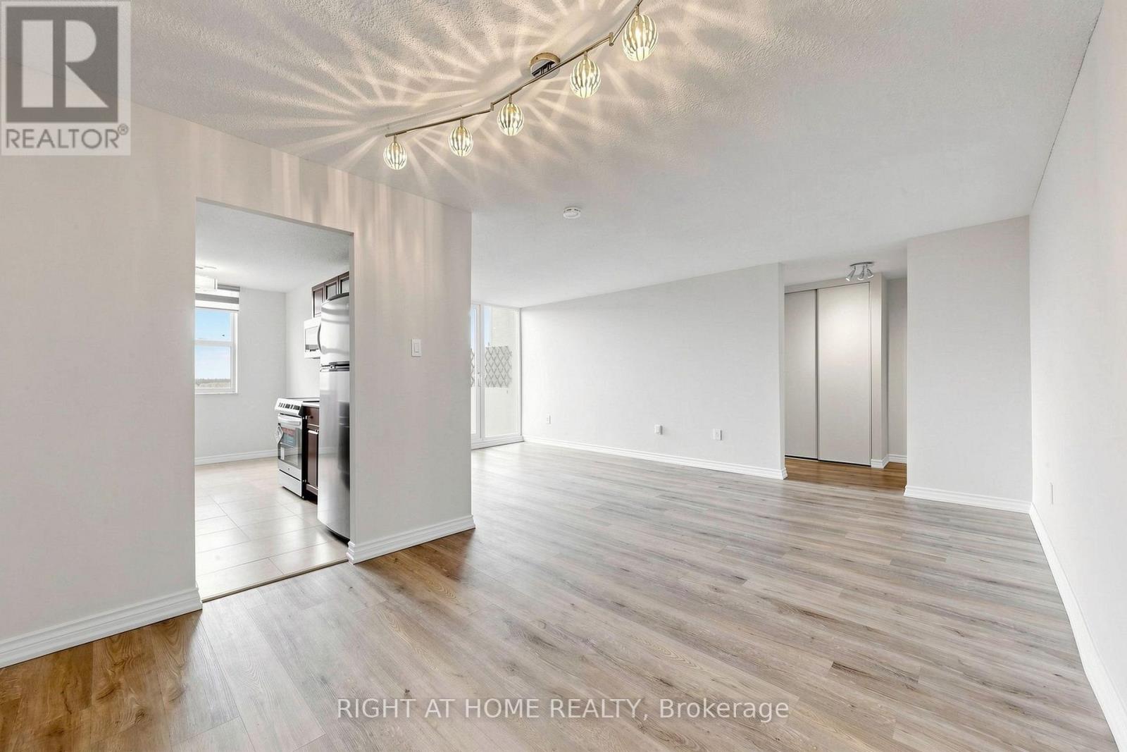 2212 - 205 Hilda Avenue, Toronto, Ontario  M2M 4B1 - Photo 8 - C13782762