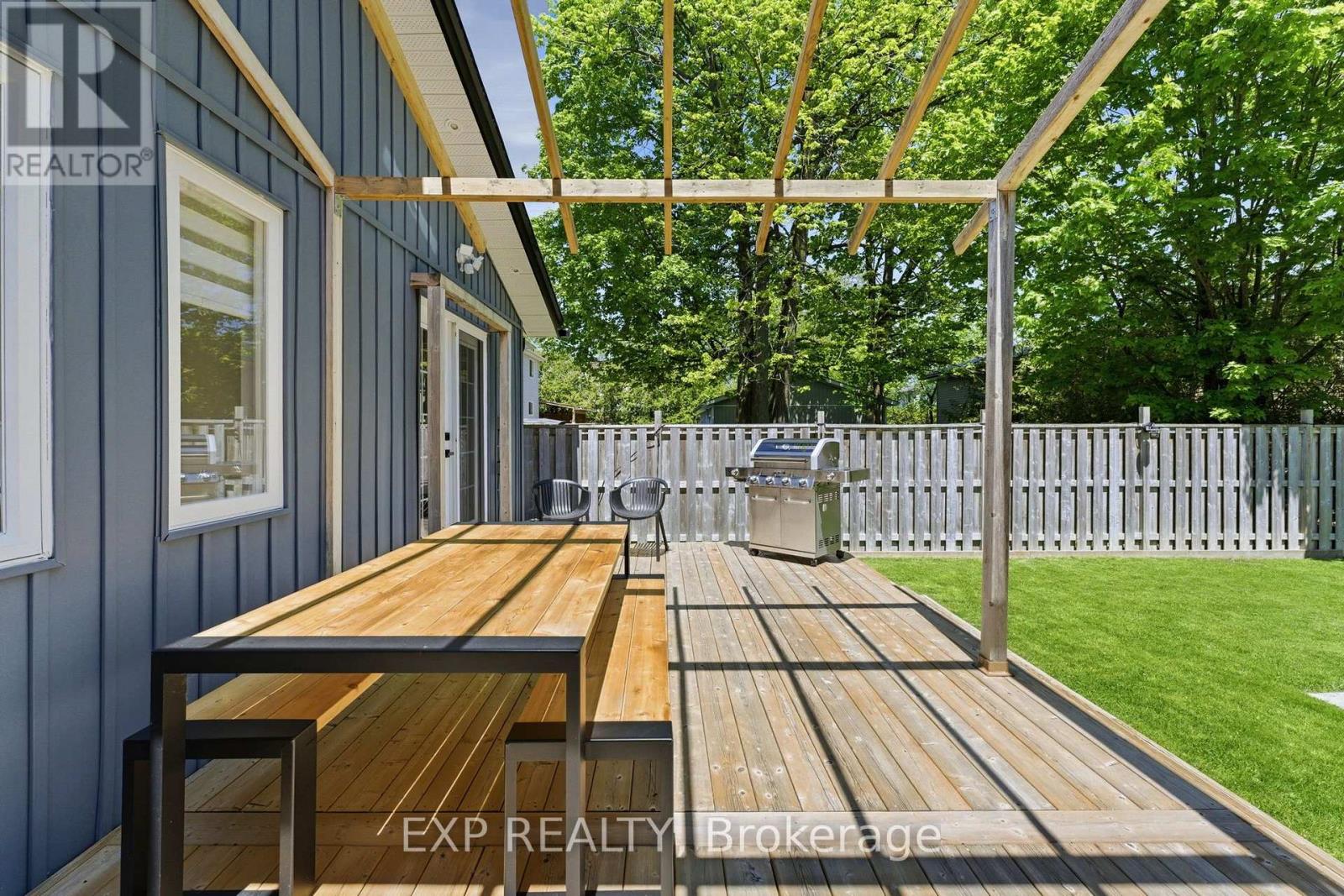 32 Farley Circle, Georgina, Ontario  L0E 1S0 - Photo 34 - N13823372