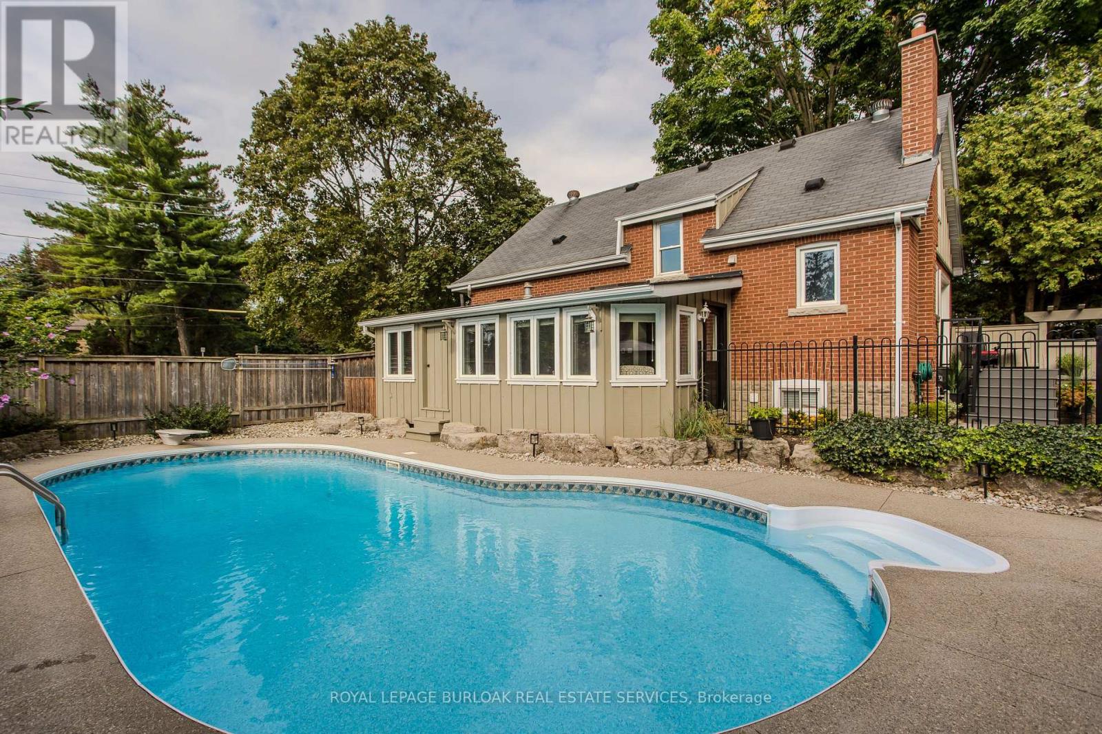 911 Lasalle Park Road, Burlington, Ontario  L7T 1M6 - Photo 4 - W13829992