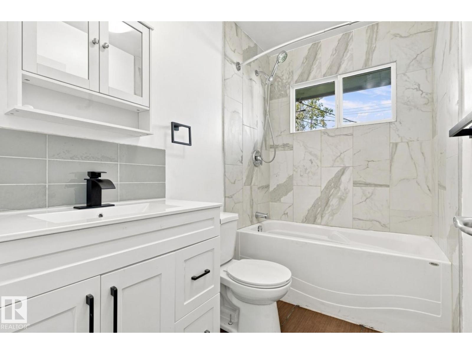 15812 110A AV NW