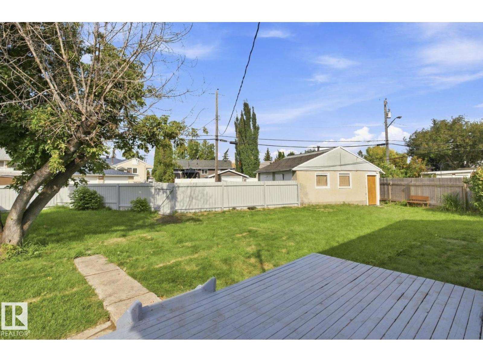 15812 110A AV NW