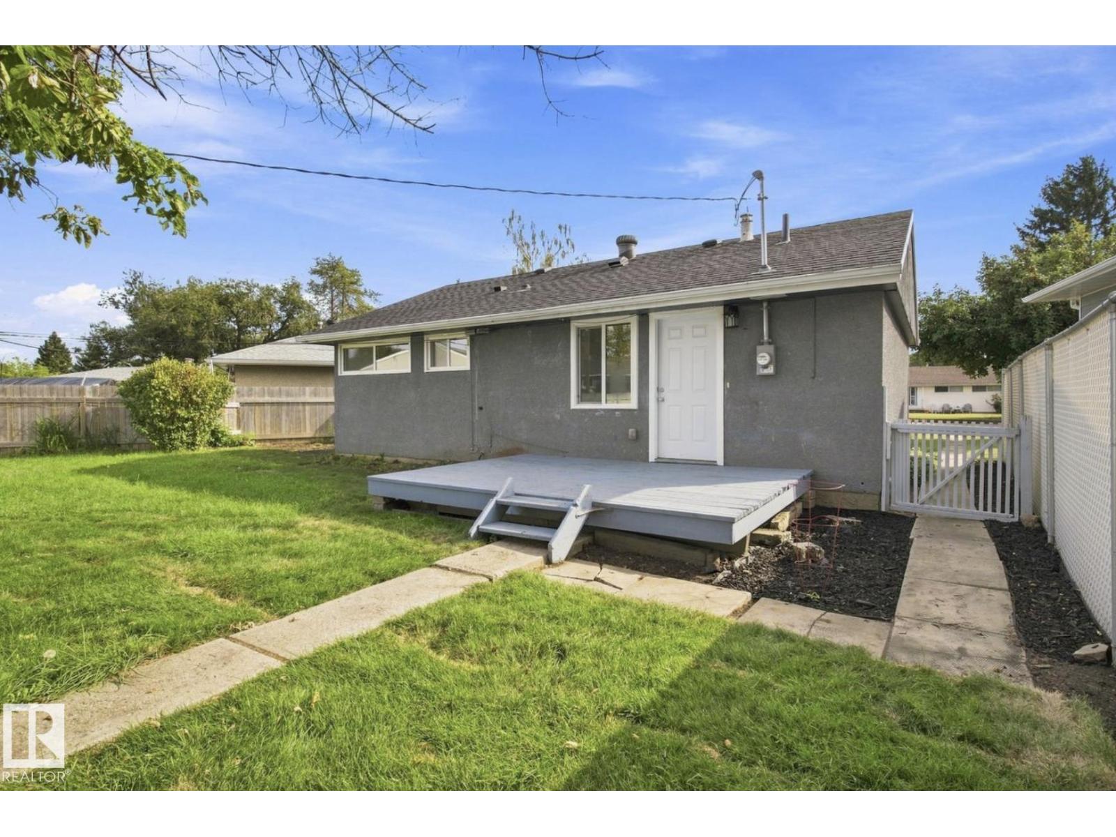 15812 110A AV NW