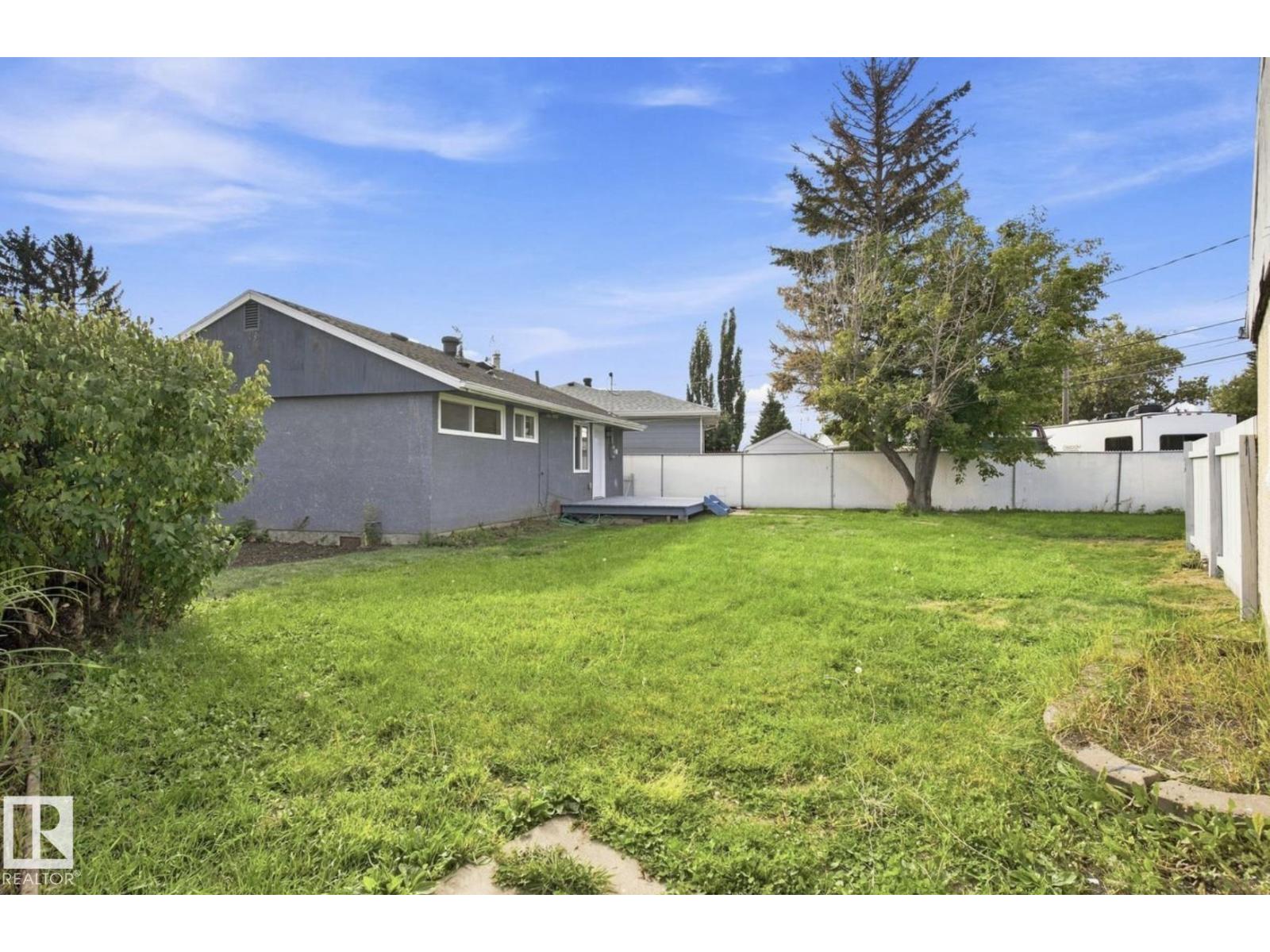 15812 110A AV NW