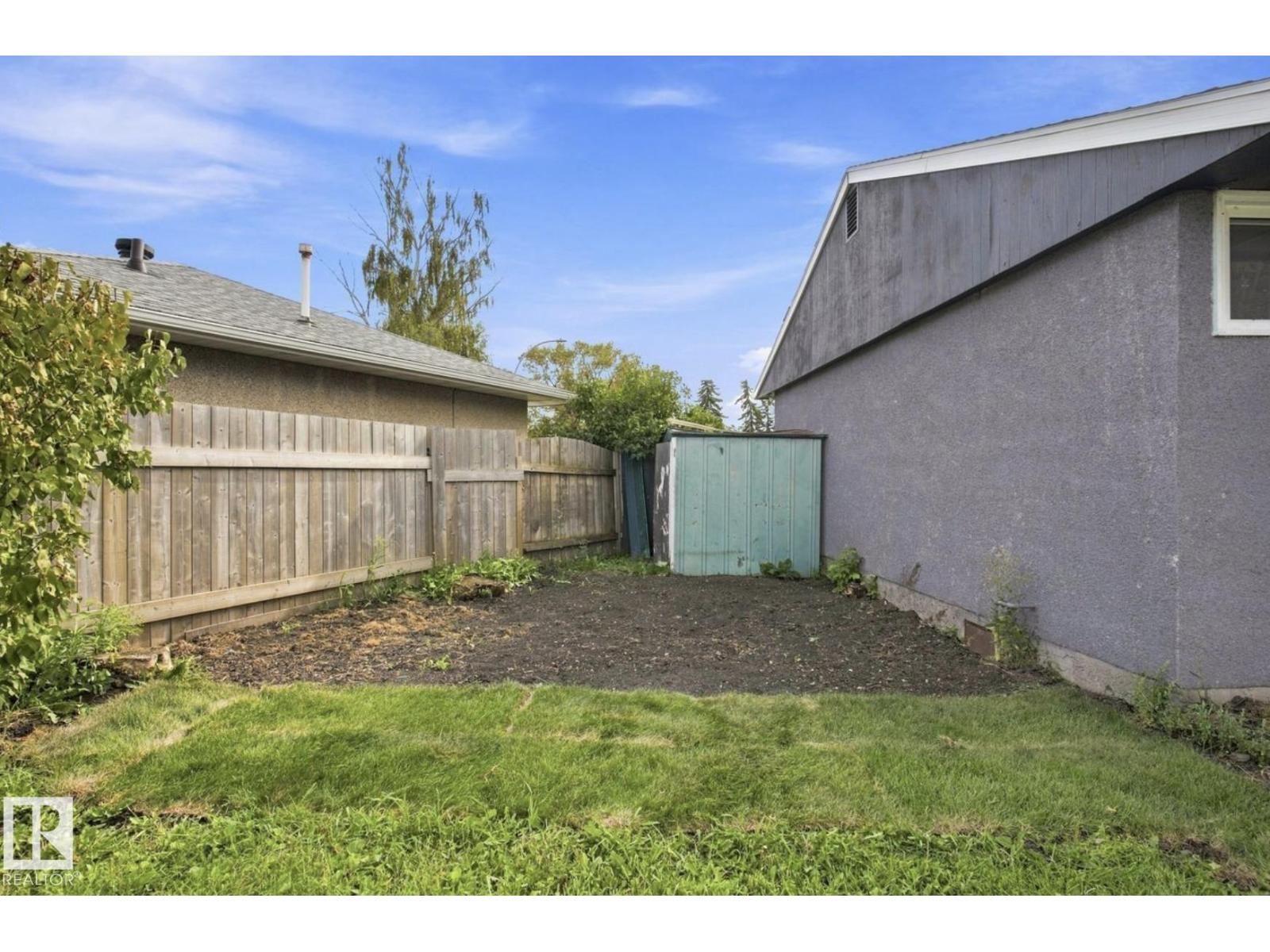 15812 110A AV NW