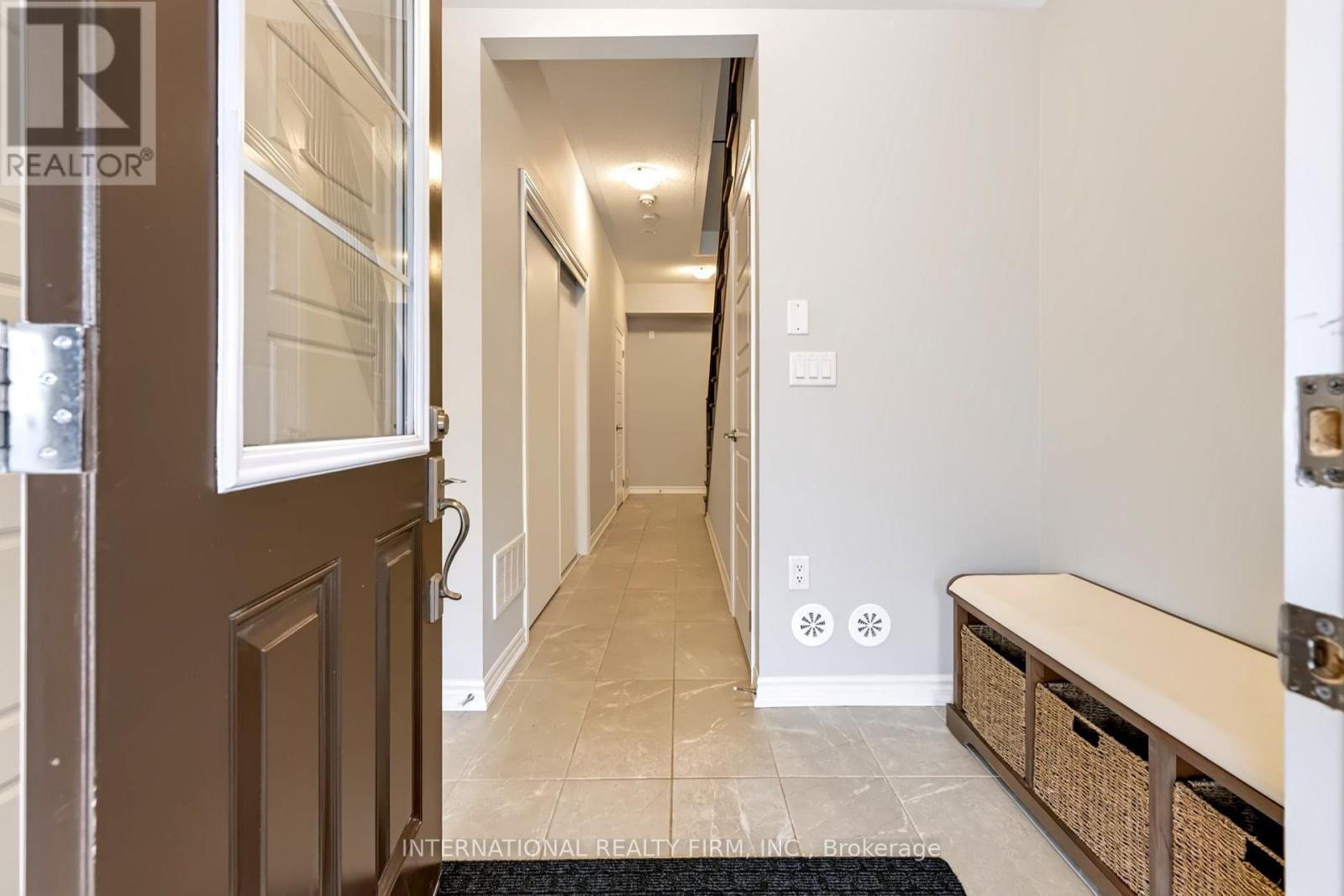 36 Paisley Drive, Bradford West Gwillimbury (Bradford), Ontario L3Z 4P2 - Photo 3 - N13842012