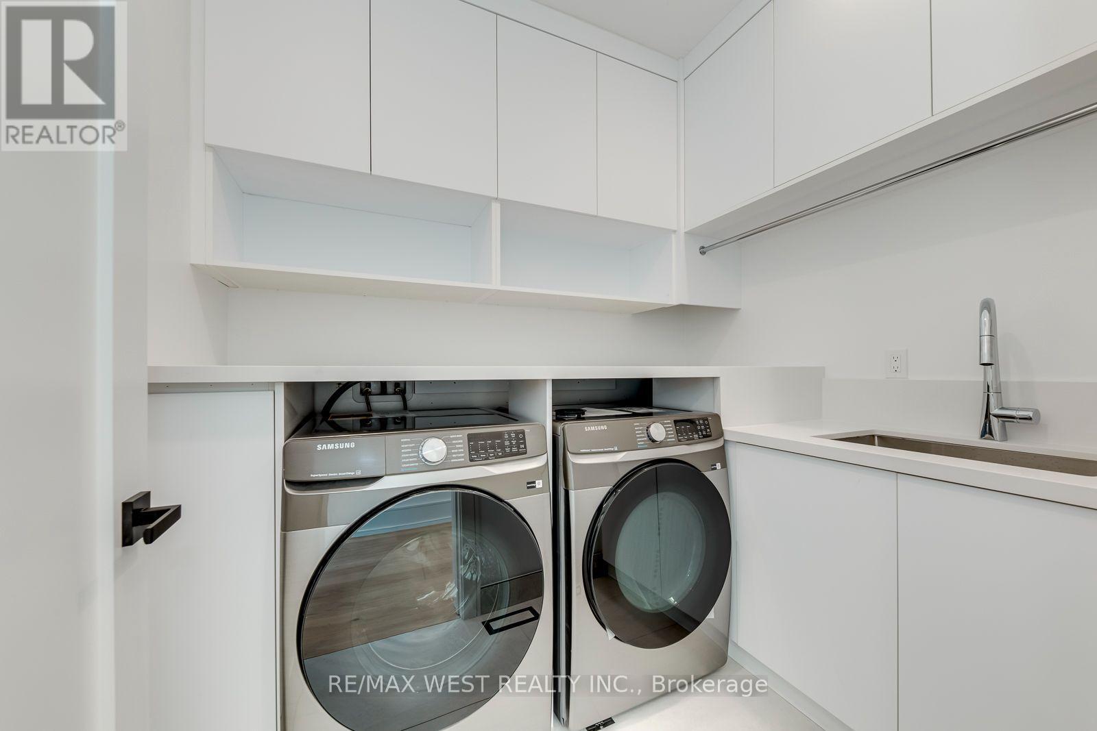 3 Amber Crescent, Toronto, Ontario  M6L 2R5 - Photo 36 - W13842002