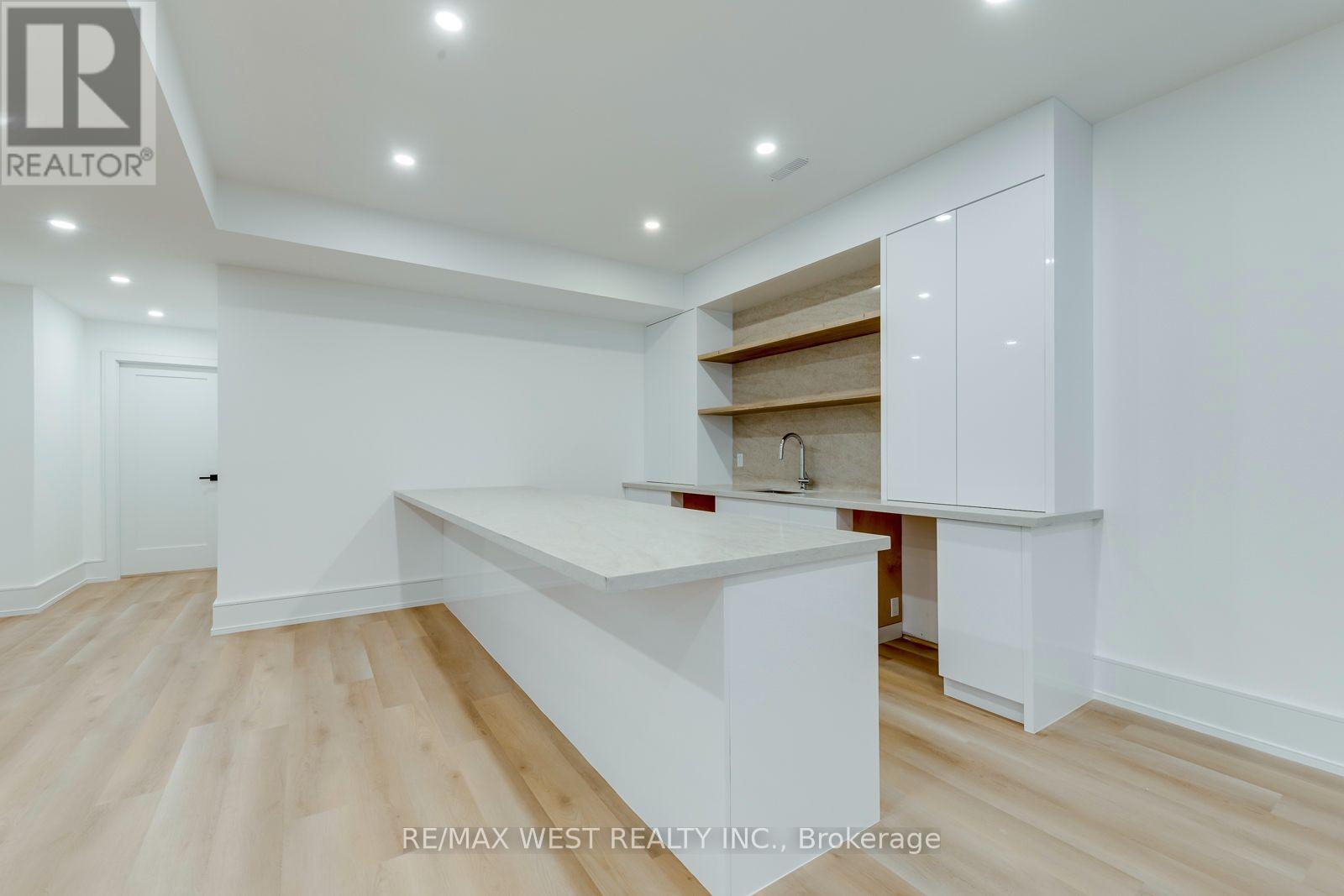 3 Amber Crescent, Toronto, Ontario  M6L 2R5 - Photo 41 - W13842002