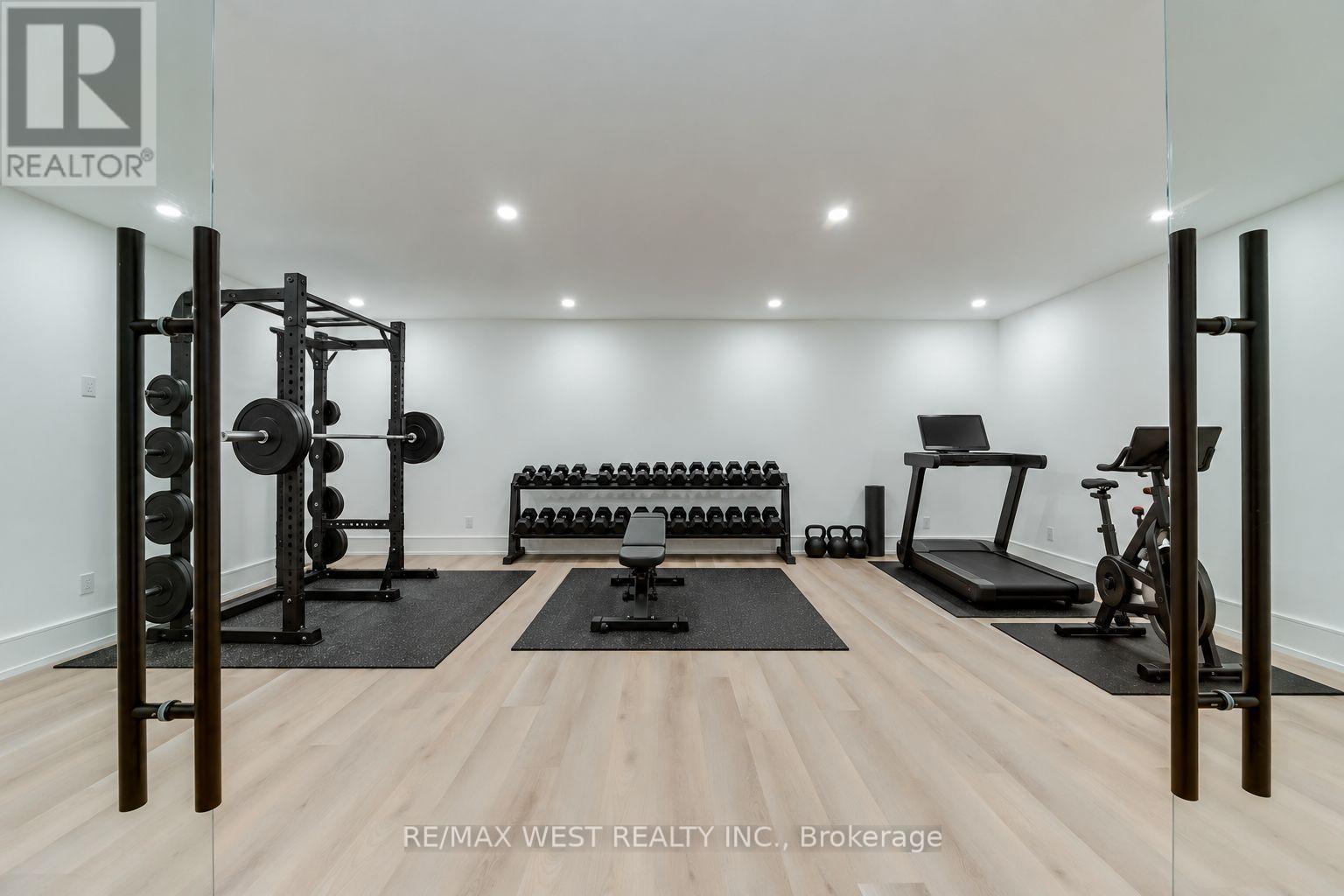3 Amber Crescent, Toronto, Ontario  M6L 2R5 - Photo 43 - W13842002
