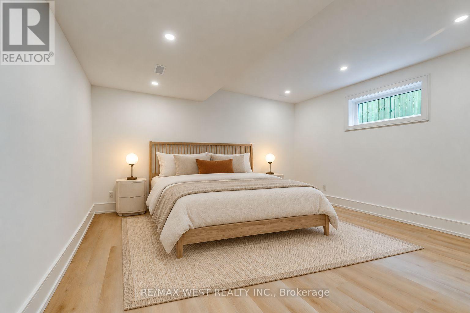 3 Amber Crescent, Toronto, Ontario  M6L 2R5 - Photo 46 - W13842002