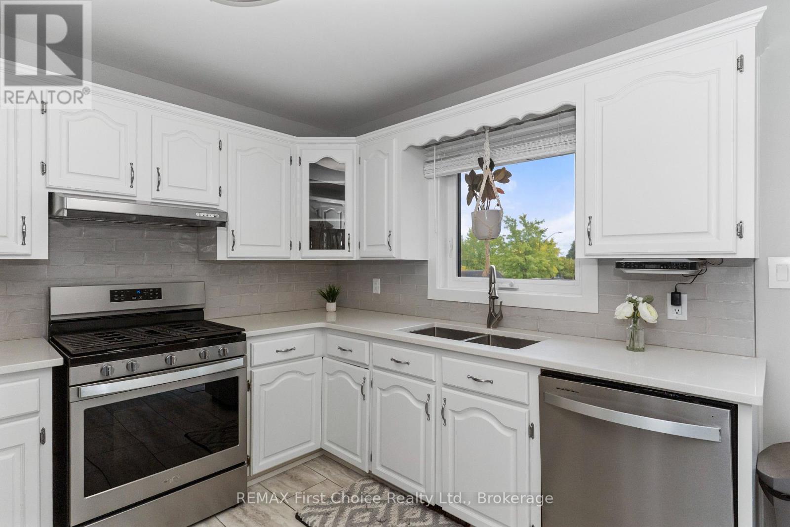 177 Flamingo Drive, Thunder Bay, Ontario  P7B 6K3 - Photo 9 - X13840218