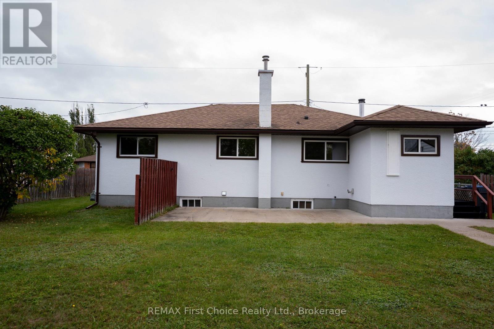 69 Matthews St. Street, Thunder Bay, Ontario  P7A 3K8 - Photo 15 - X13841182