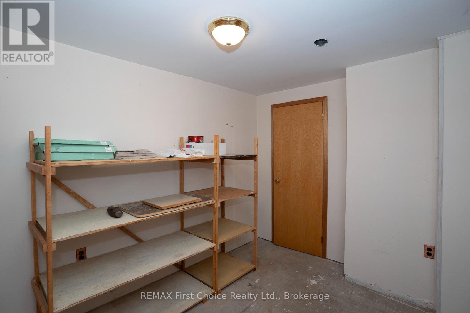 69 Matthews St. Street, Thunder Bay, Ontario  P7A 3K8 - Photo 32 - X13841182
