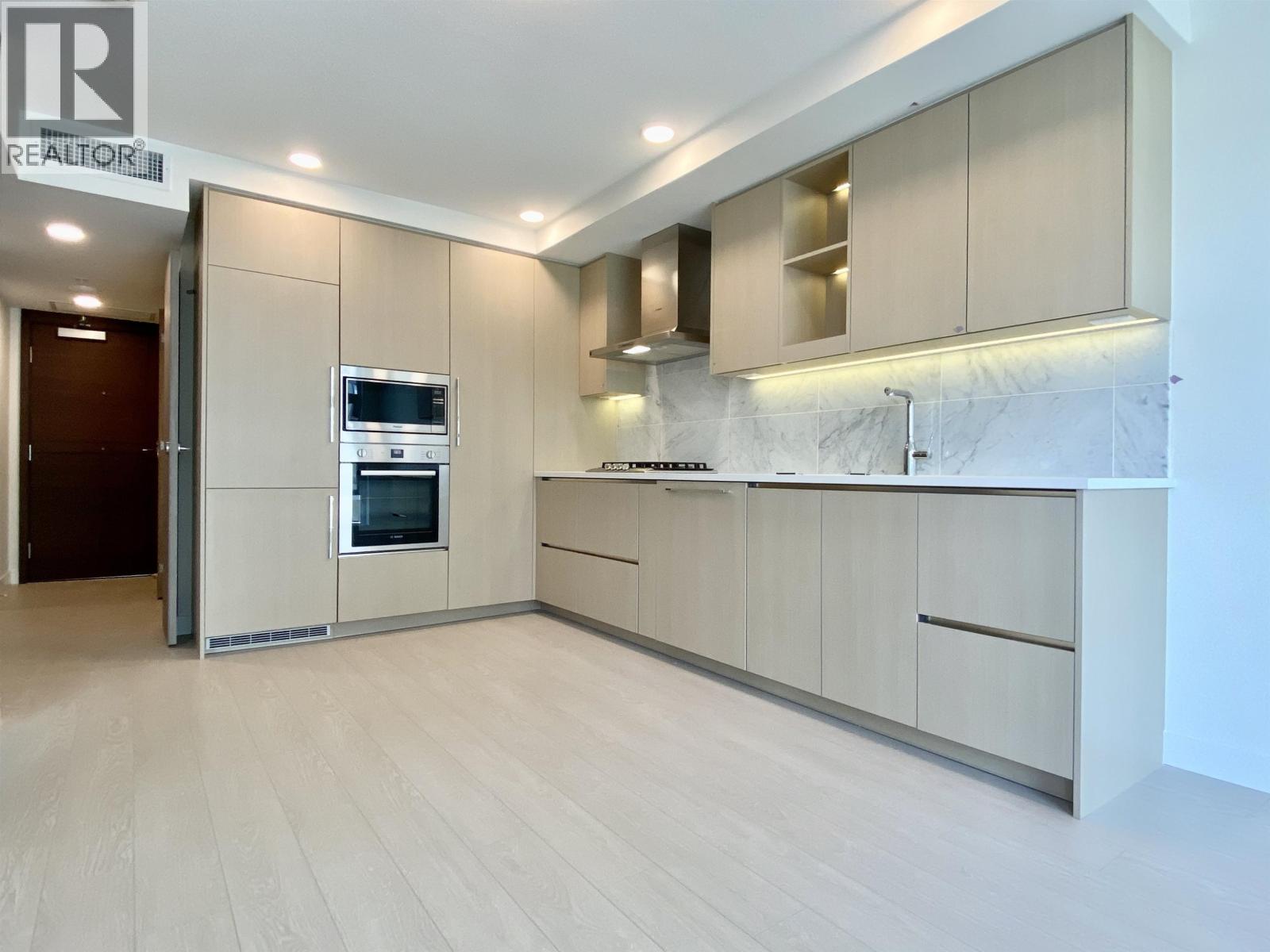 5XX 8800 HAZELBRIDGE WAY