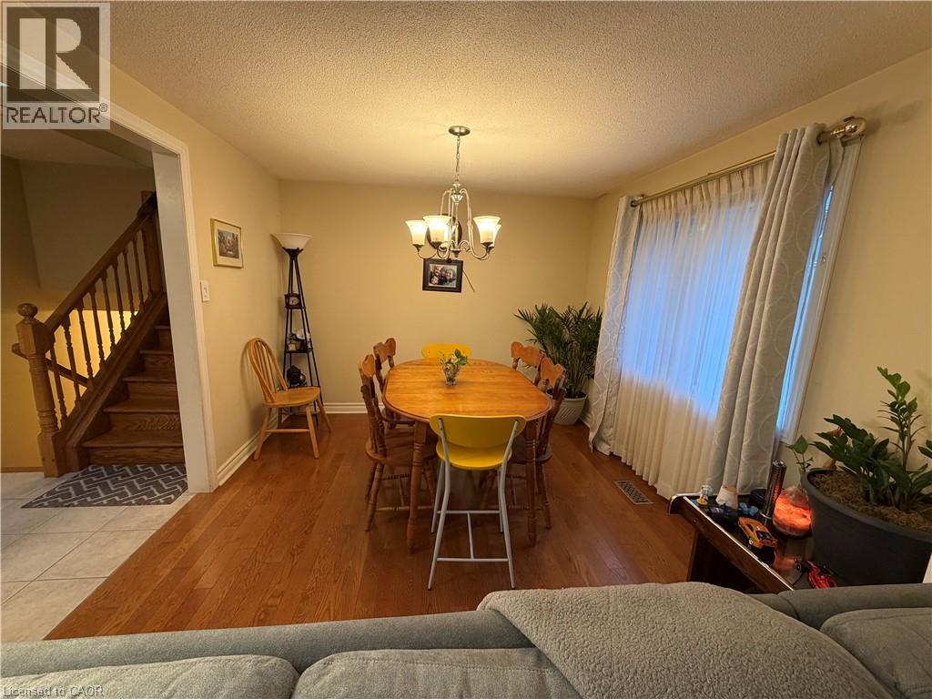 8 Lowell Street S Unit# Upper, Cambridge, Ontario  N1R 5C7 - Photo 5 - 40867278