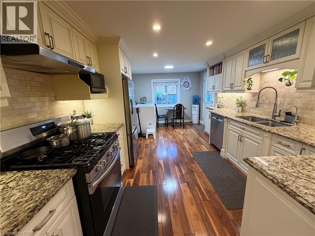 8 Lowell Street S Unit# Upper, Cambridge, Ontario  N1R 5C7 - Photo 6 - 40867278