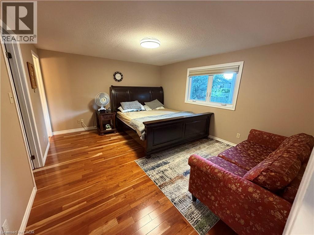 8 Lowell Street S Unit# Upper, Cambridge, Ontario  N1R 5C7 - Photo 13 - 40867278