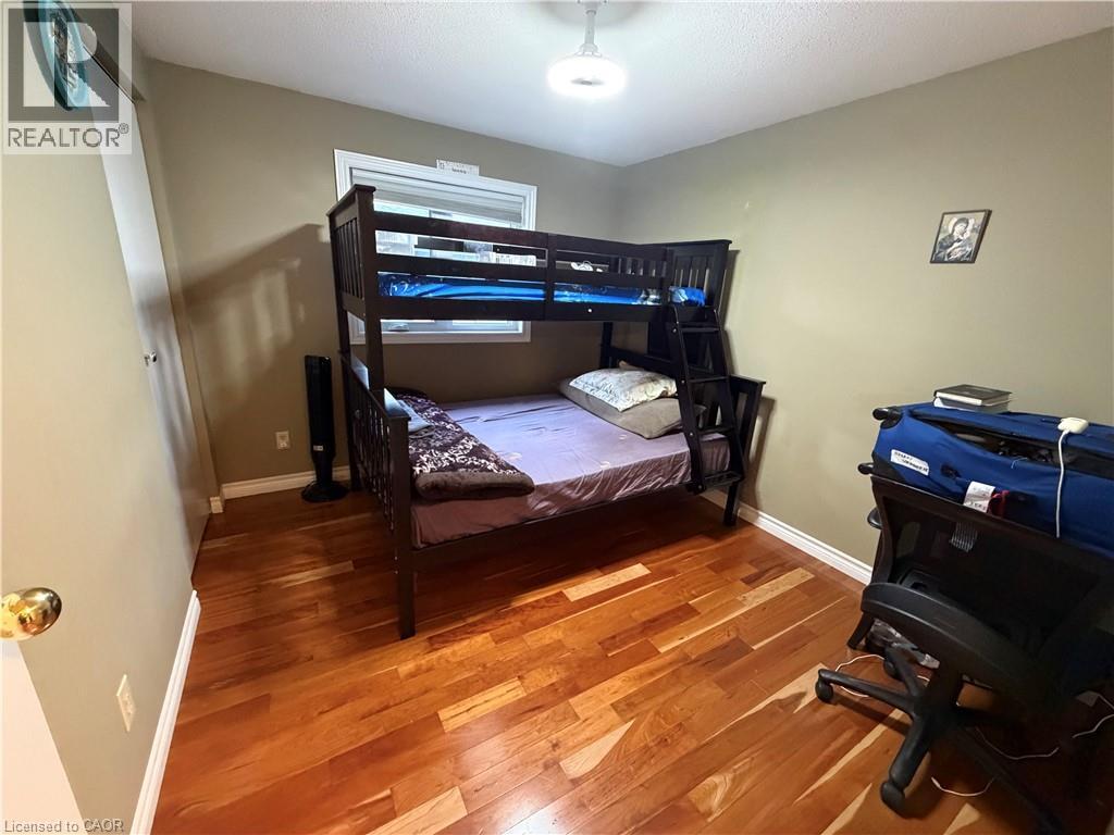 8 Lowell Street S Unit# Upper, Cambridge, Ontario  N1R 5C7 - Photo 16 - 40867278