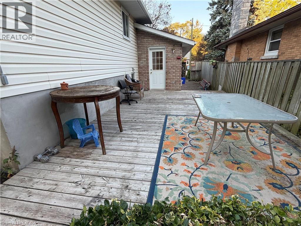 8 Lowell Street S Unit# Upper, Cambridge, Ontario  N1R 5C7 - Photo 23 - 40867278