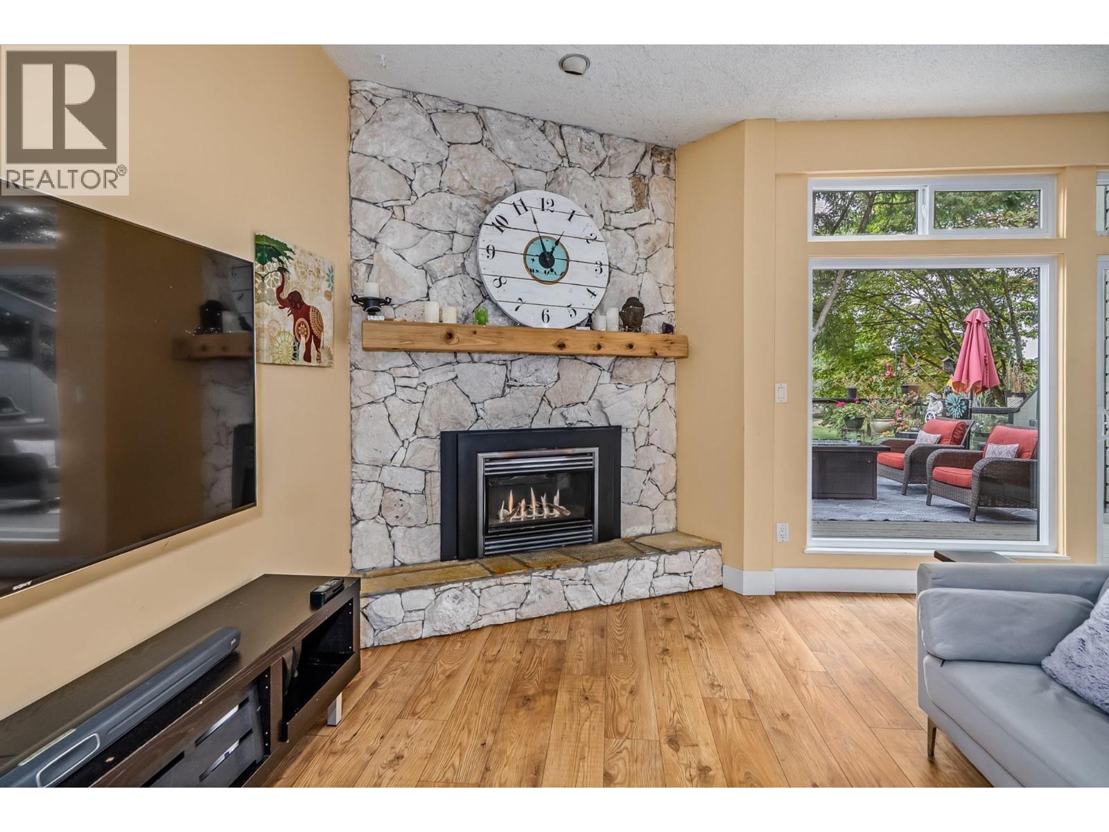 1140 FAIRWAY VIEWS WYND