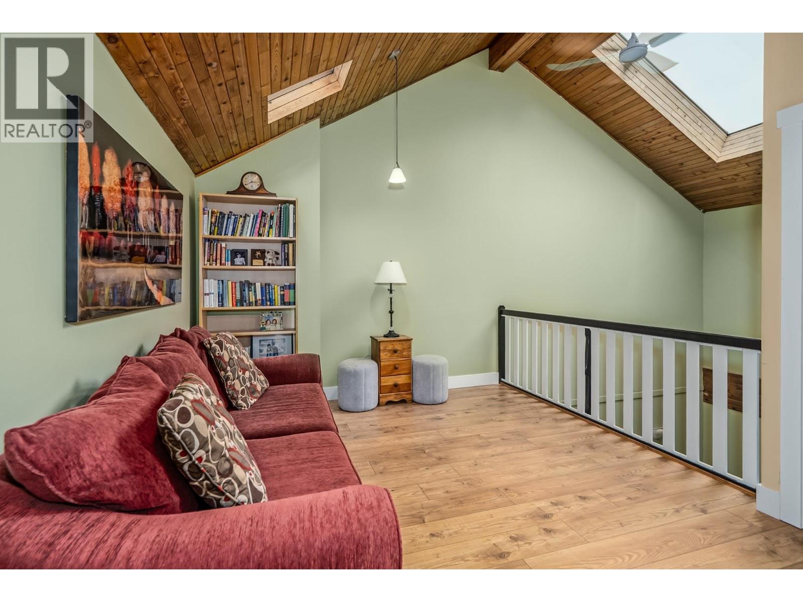 1140 FAIRWAY VIEWS WYND