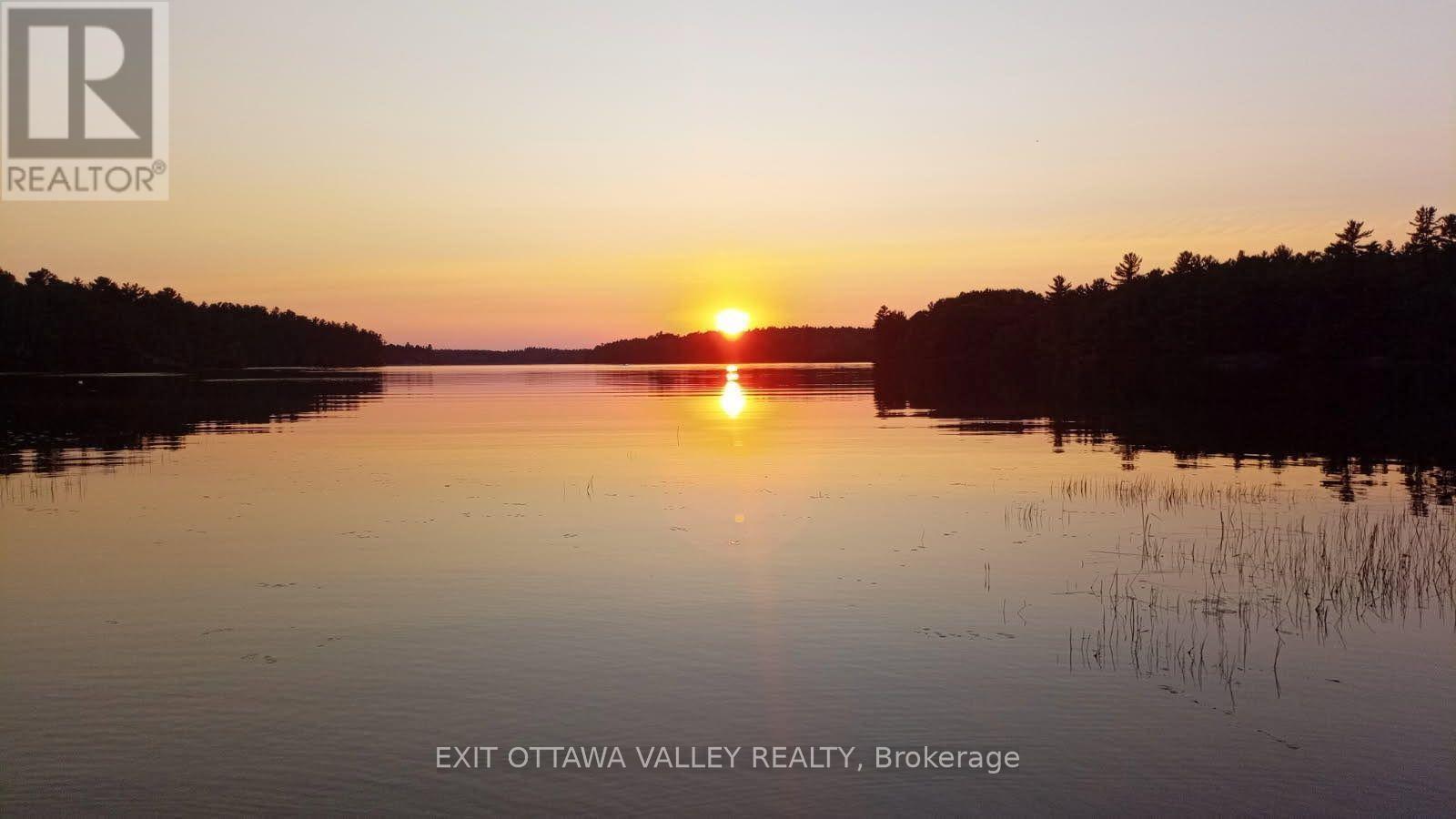 1060b Rantz Road, Petawawa, Ontario K8H 2W8 - Photo 9 - X13842032