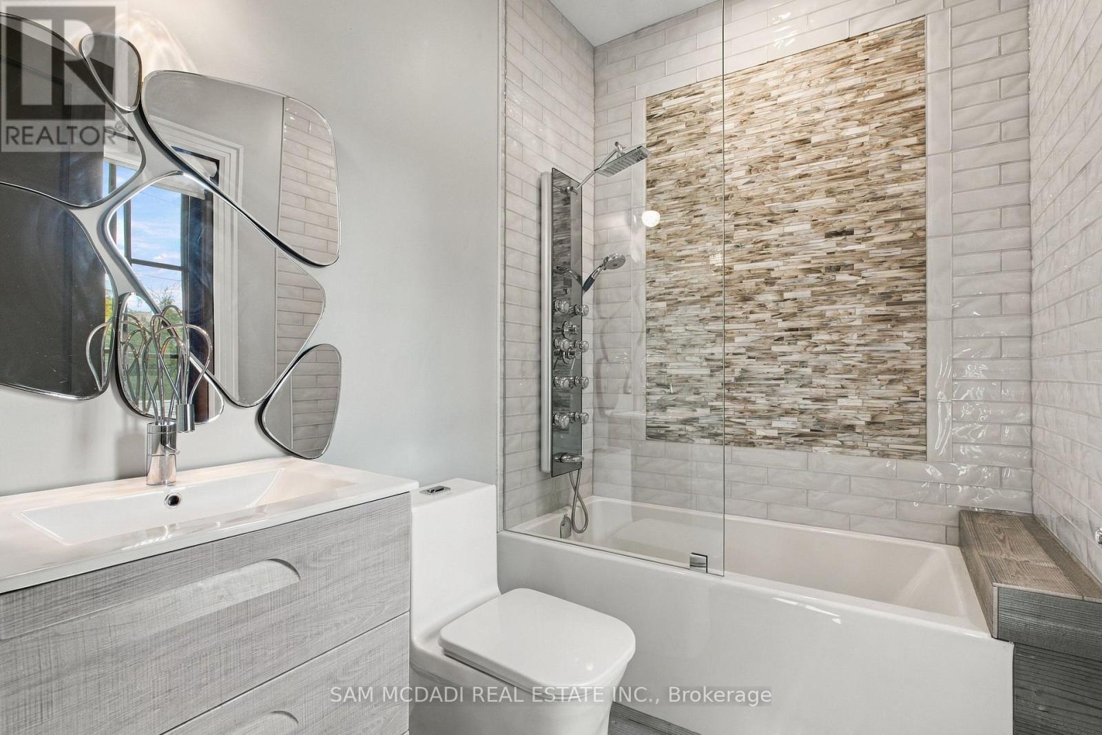 1134 Welwyn Drive, Mississauga, Ontario  L5J 3J3 - Photo 29 - W13818392
