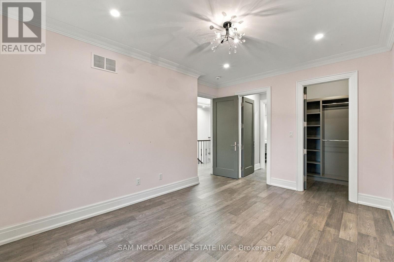 1134 Welwyn Drive, Mississauga, Ontario  L5J 3J3 - Photo 36 - W13818392