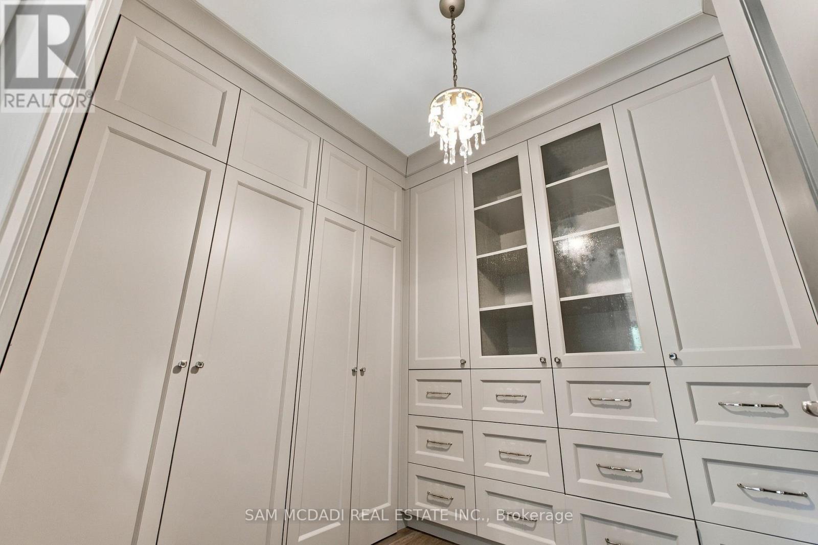 1134 Welwyn Drive, Mississauga, Ontario  L5J 3J3 - Photo 26 - W13818392