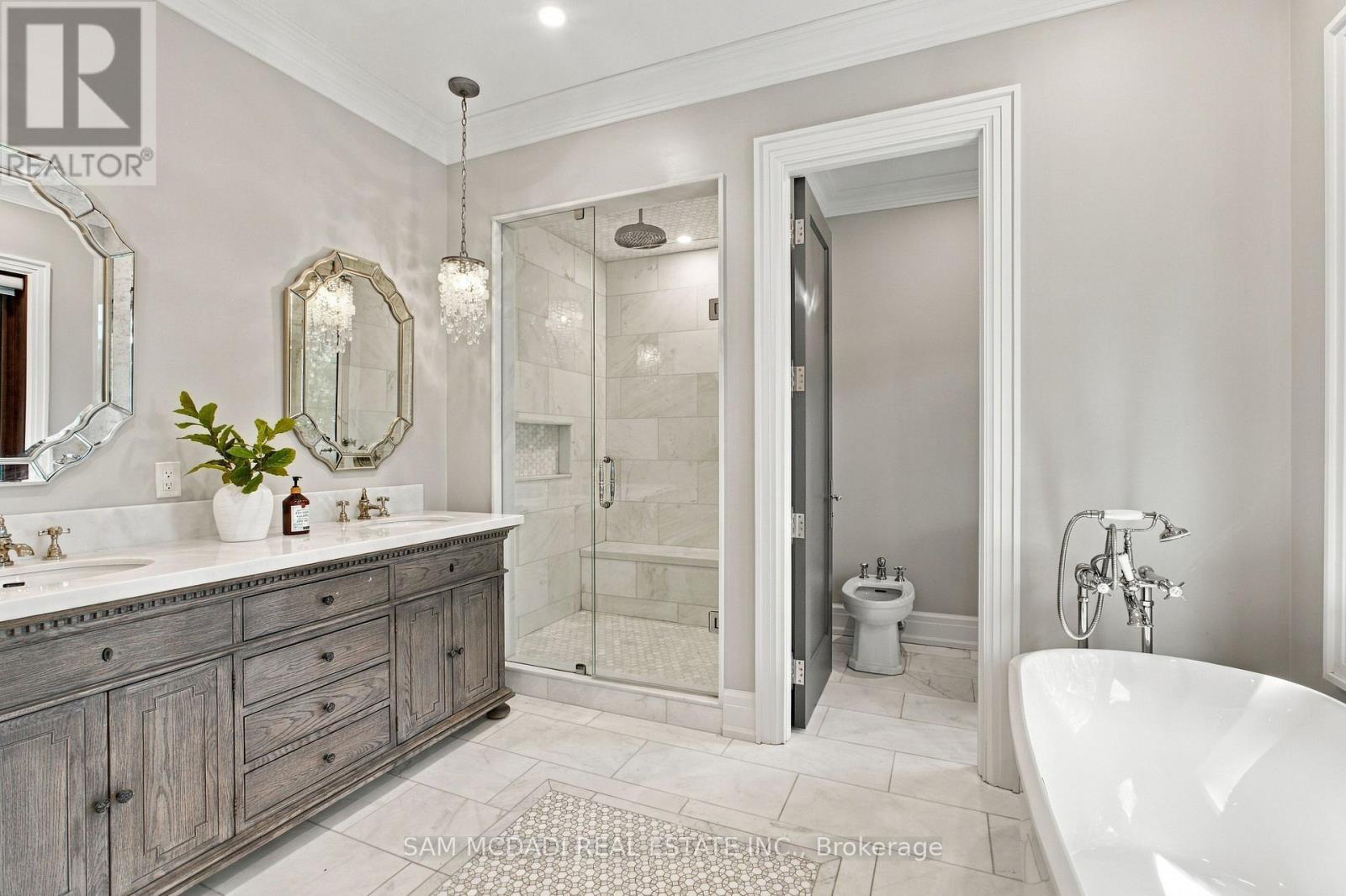 1134 Welwyn Drive, Mississauga, Ontario  L5J 3J3 - Photo 24 - W13818392