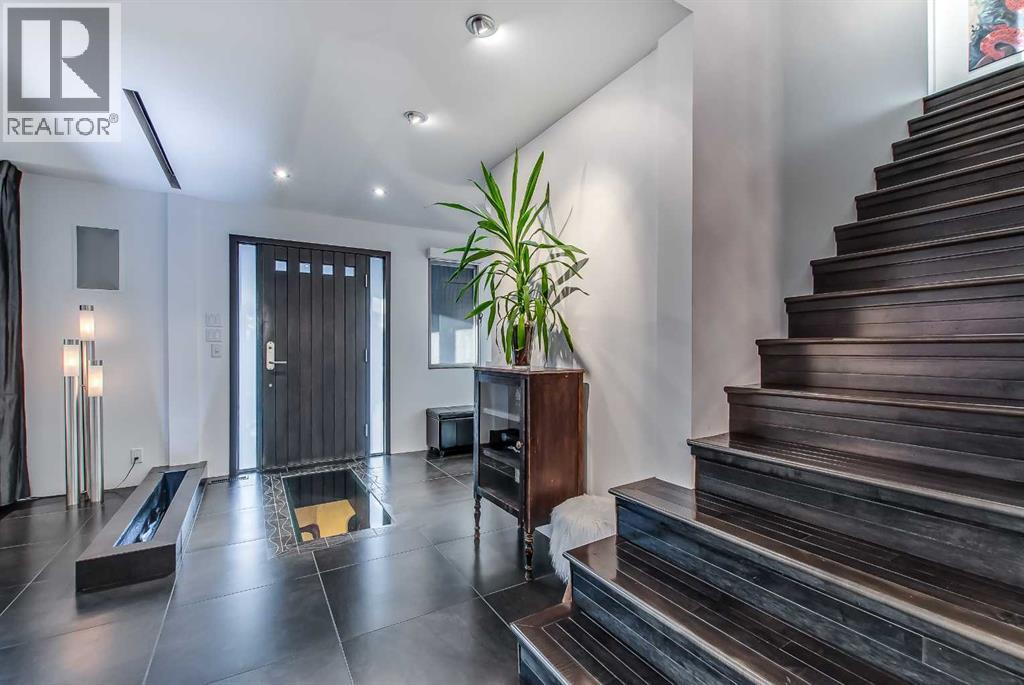 17 Lupine Court SE