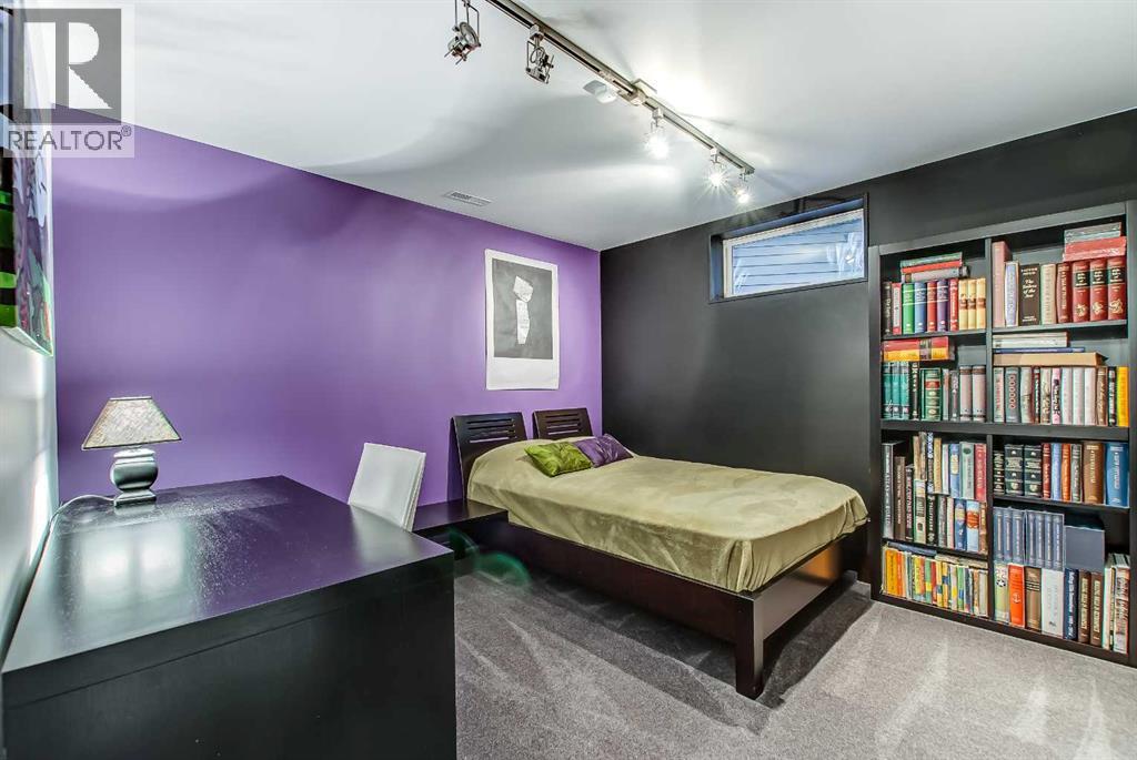 17 Lupine Court SE