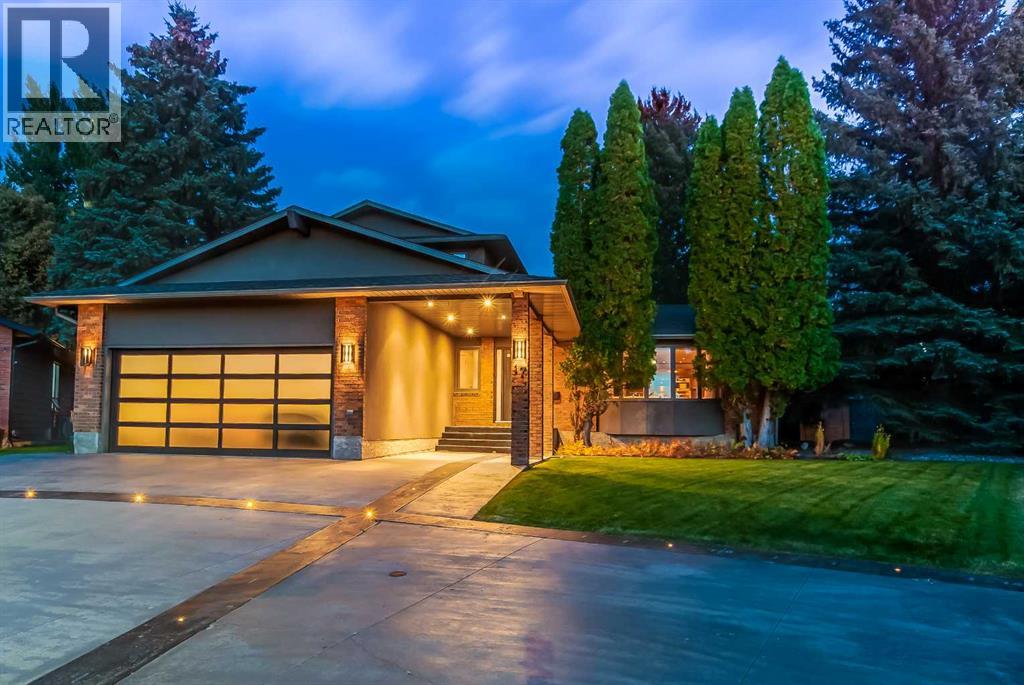 17 Lupine Court SE