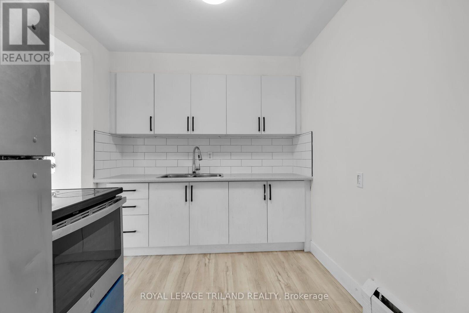 4 - 1566 Allen Place, London East (East H), Ontario  N5W 2V8 - Photo 4 - X13842062