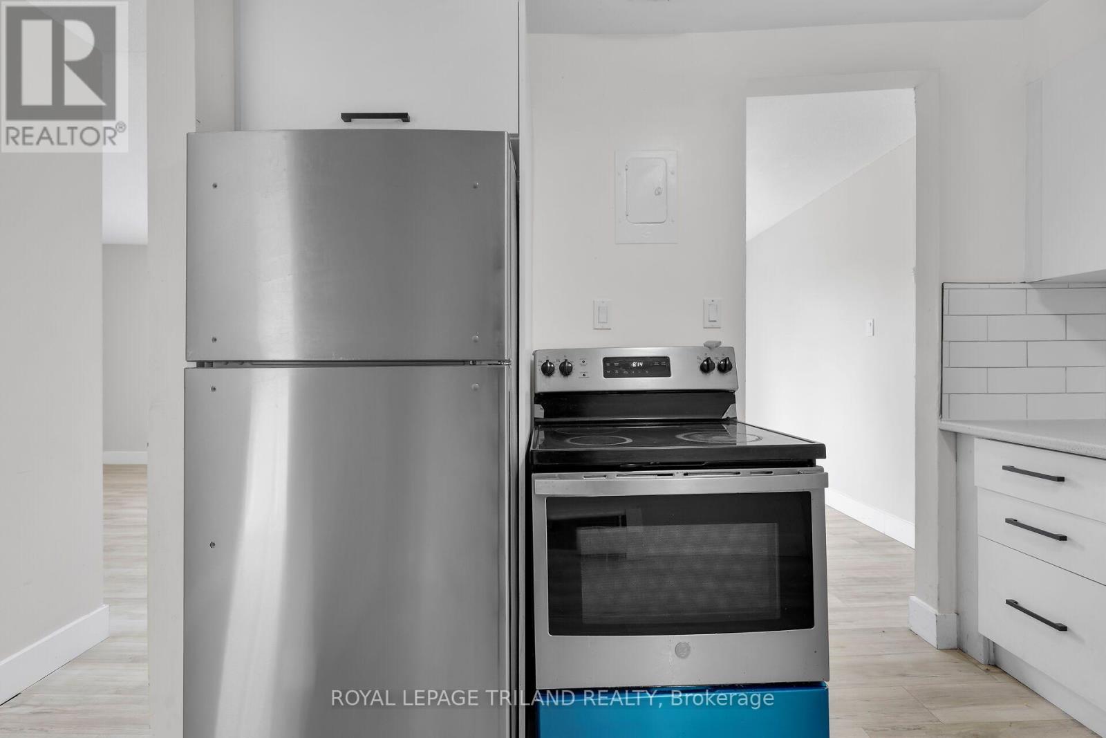 4 - 1566 Allen Place, London East (East H), Ontario  N5W 2V8 - Photo 5 - X13842062